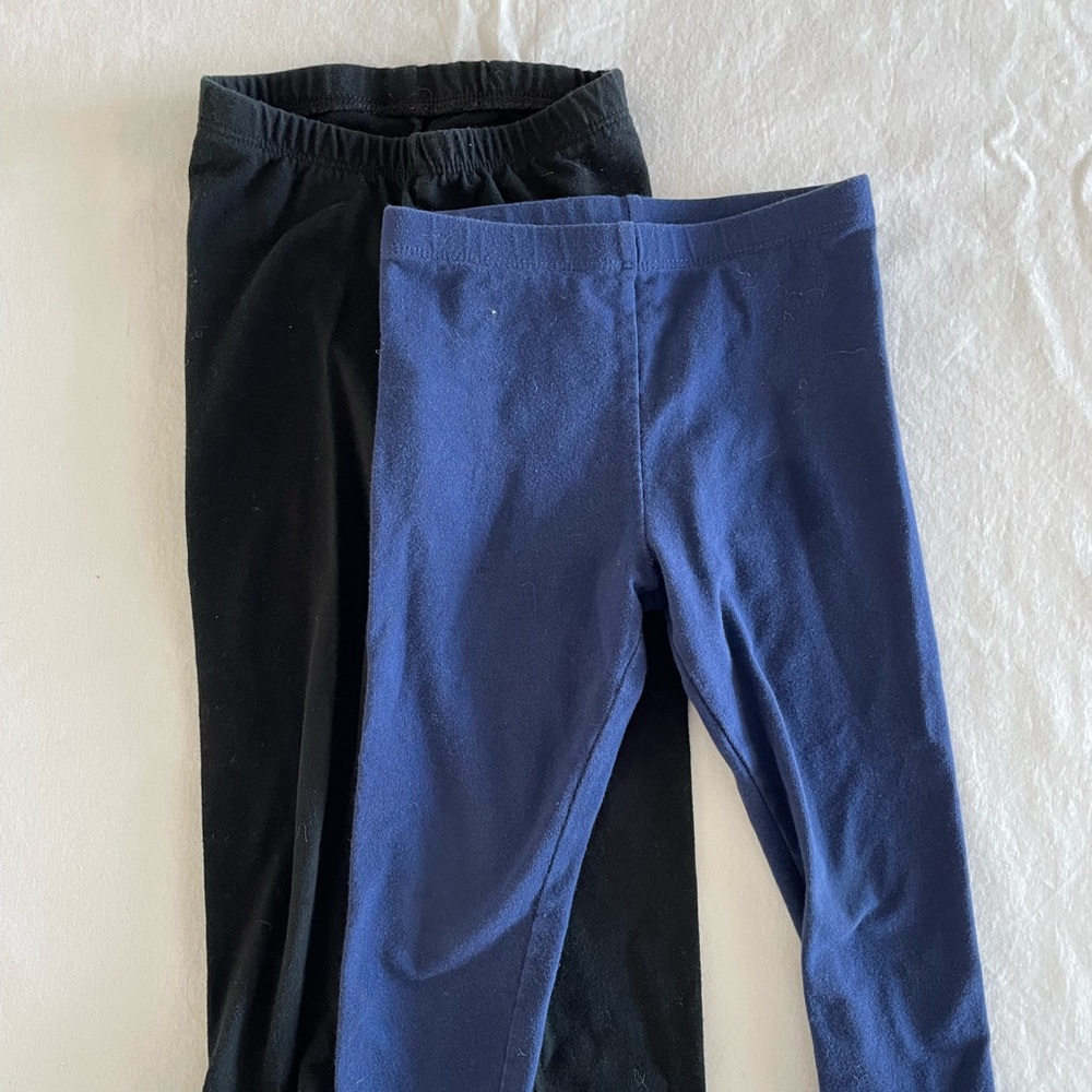 2 Pairs of Leggings